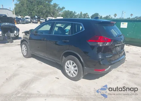 2017 Nissan Rogue S z USA, uszkodzony, nr VIN 5N1AT2MV6HC817931